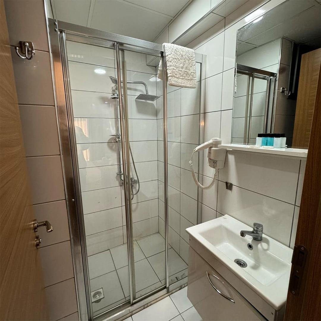 Hotel Mojo 3*