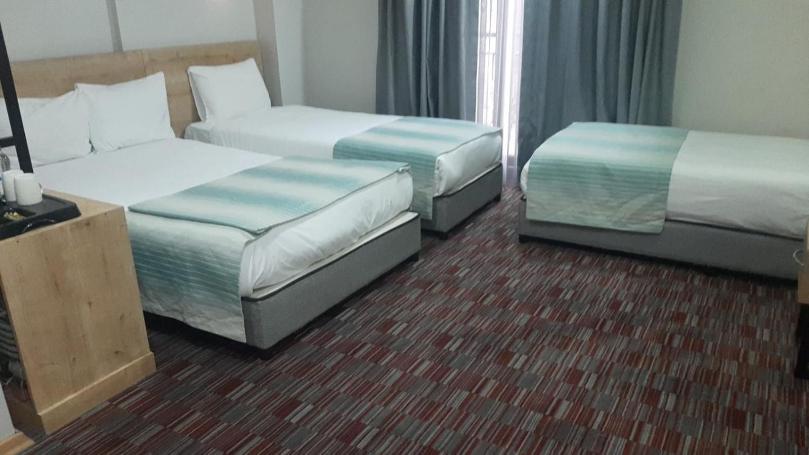Hotel Mojo 3*